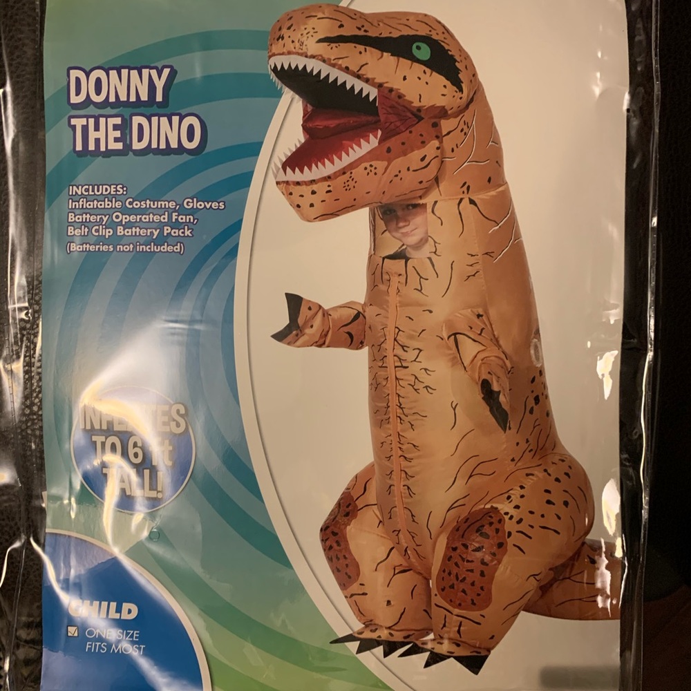 Kids blow up Dinosaur